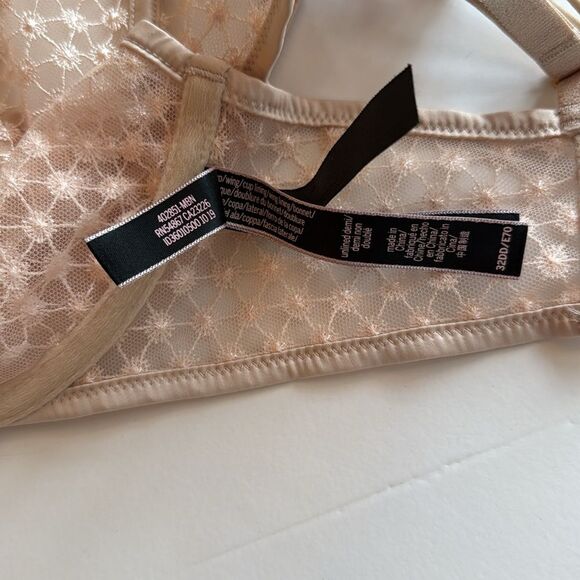 VICTORIA'S SECRET LACE UNDERWIRE BRA CREAM BEIGE OFF-WHITE SIZE 32DD FRONT CLOSE - Picture 5 of 8